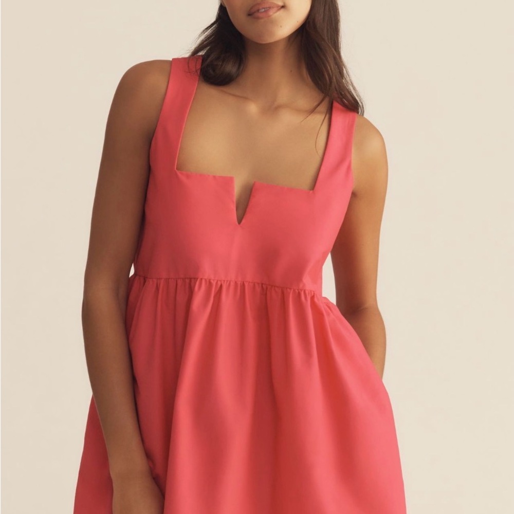 Daily Practice Sleeveless Split-Neck Mini Dress